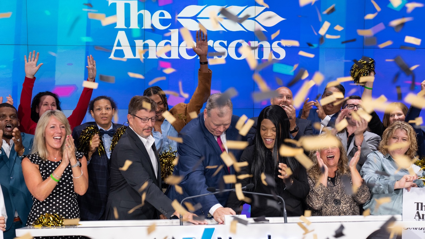 The Andersons celebrates its 75th anniversary by ringing the Nasdaq Closing Bell in NYC